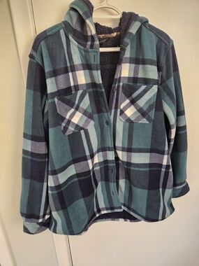 Realtree Plaid Teddy Jacket in Teal, Navy & White